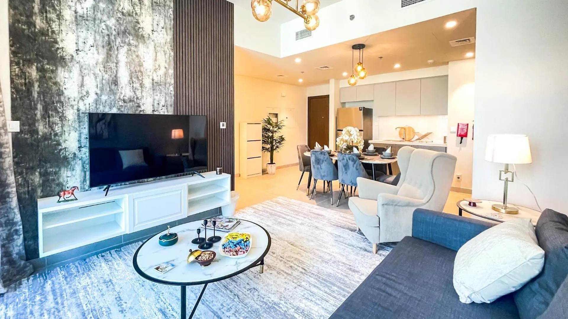 Cozy Apartment With City Views Next To Burj Khalifa 166Fo1-2 두바이