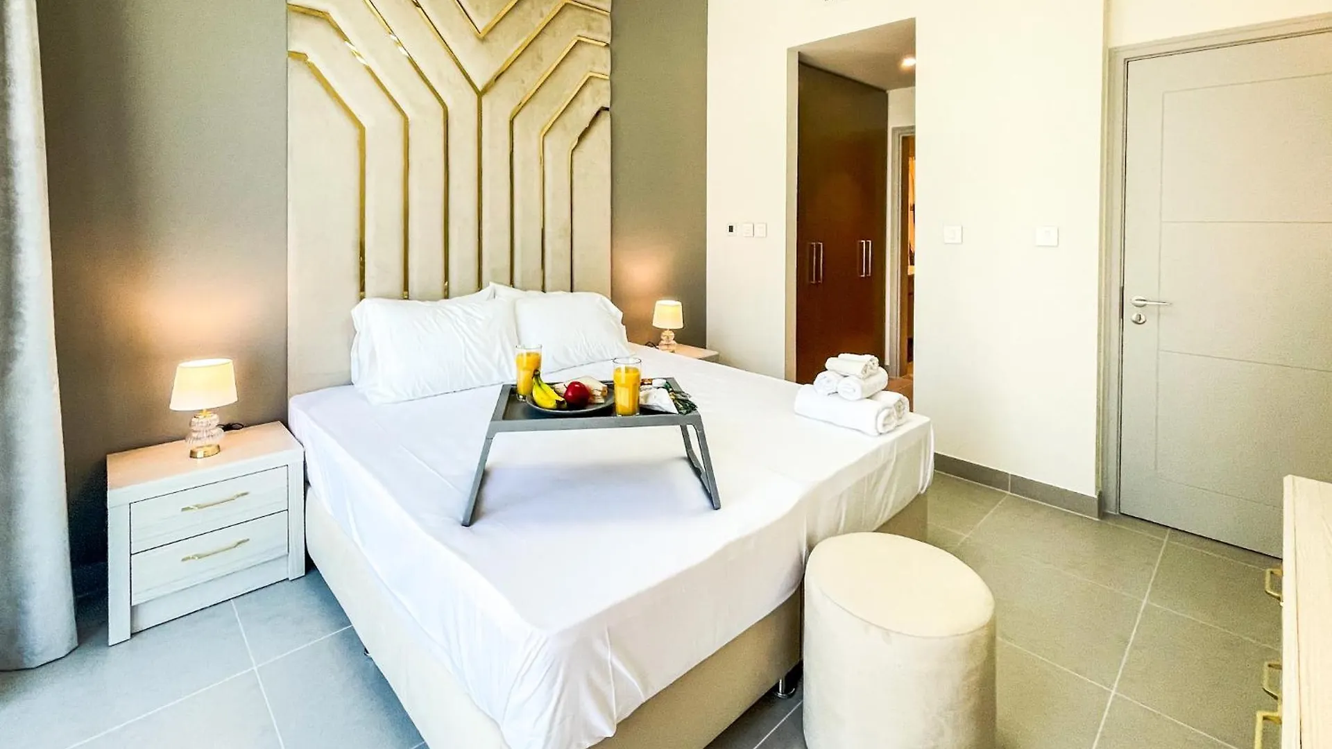 Cozy Apartment With City Views Next To Burj Khalifa 166Fo1-2 두바이