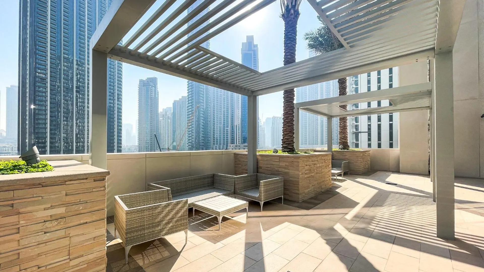 Cozy Apartment With City Views Next To Burj Khalifa 166Fo1-2 두바이