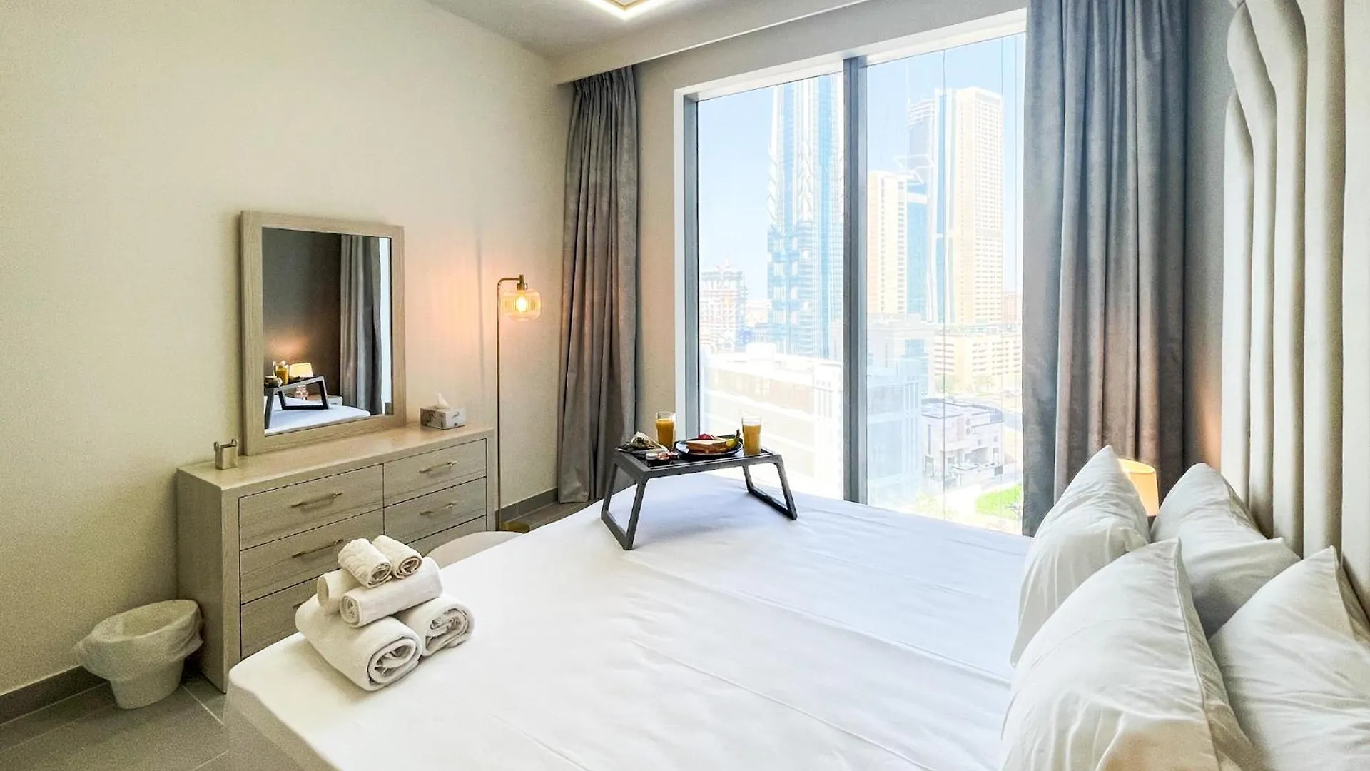 Cozy Apartment With City Views Next To Burj Khalifa 166Fo1-2 Dubai United Arab Emirates