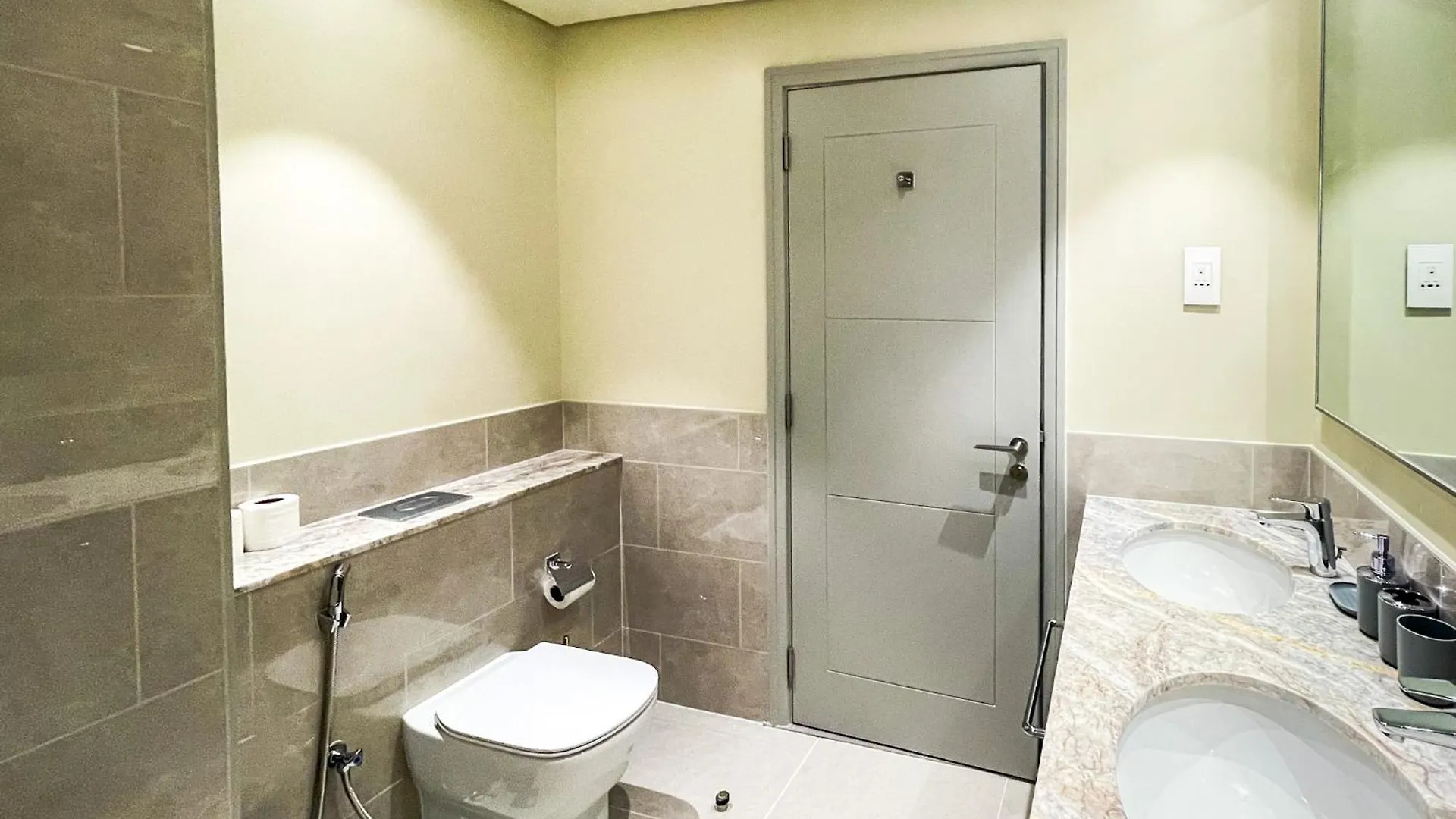 Cozy Apartment With City Views Next To Burj Khalifa 166Fo1-2 Dubai
