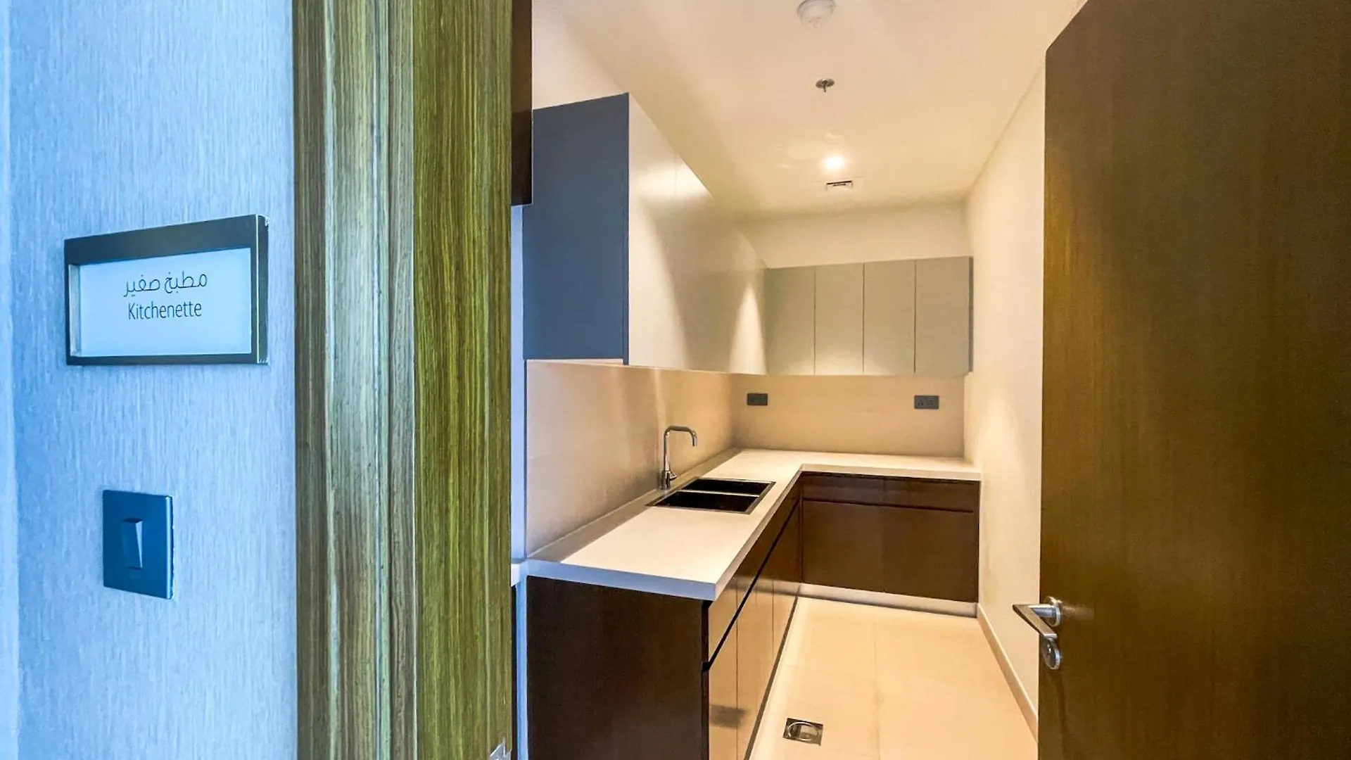 Cozy Apartment With City Views Next To Burj Khalifa 166Fo1-2 Dubai United Arab Emirates